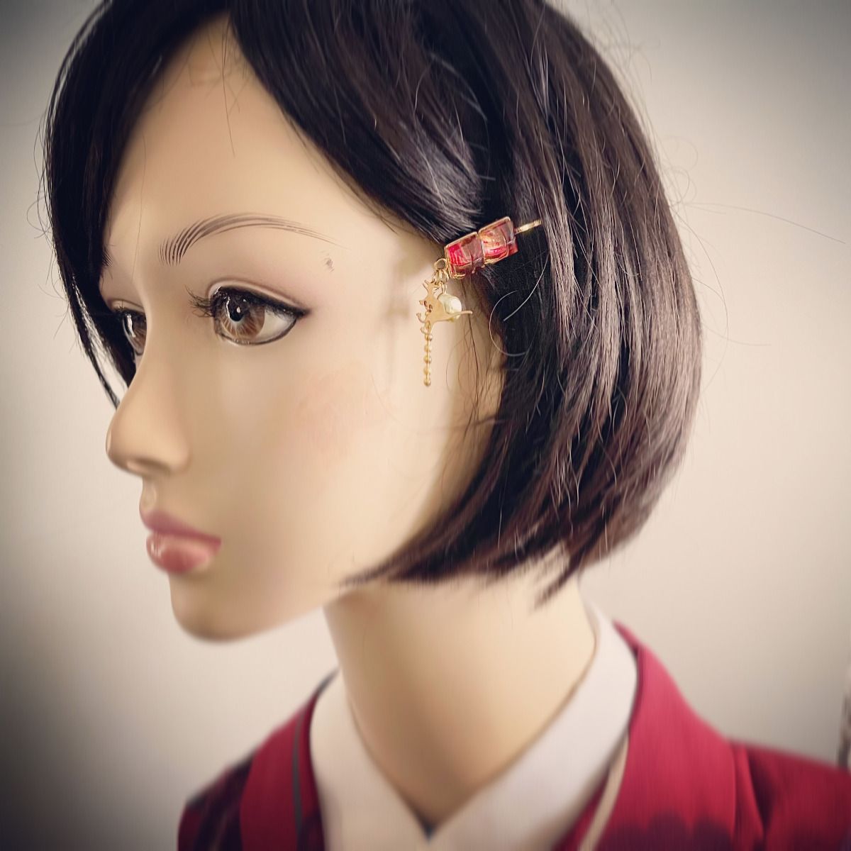 ヘアピン 恐竜 ゴールド 淡水パール 赤